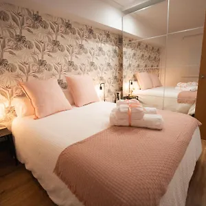 https://la-concha-pearl-beach-apartment.sansebastianhotels.net